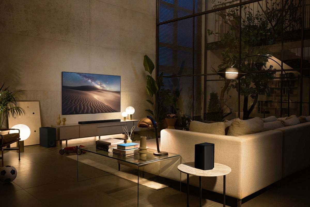 Smart TV lg con barra de sonid