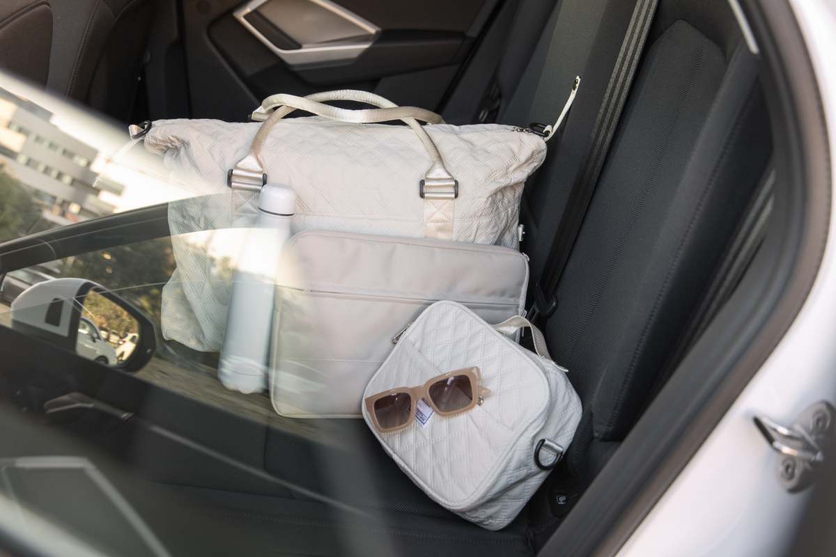 bolsas parte atrás maletero