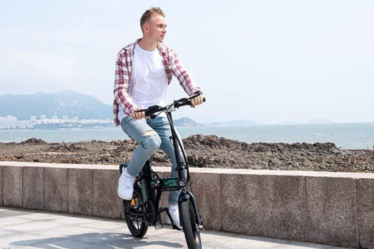 Las-mejores-bicicletas-electricas-para-moverte-por-la-ciudad-de-forma-comoda-y-segura.jpg
