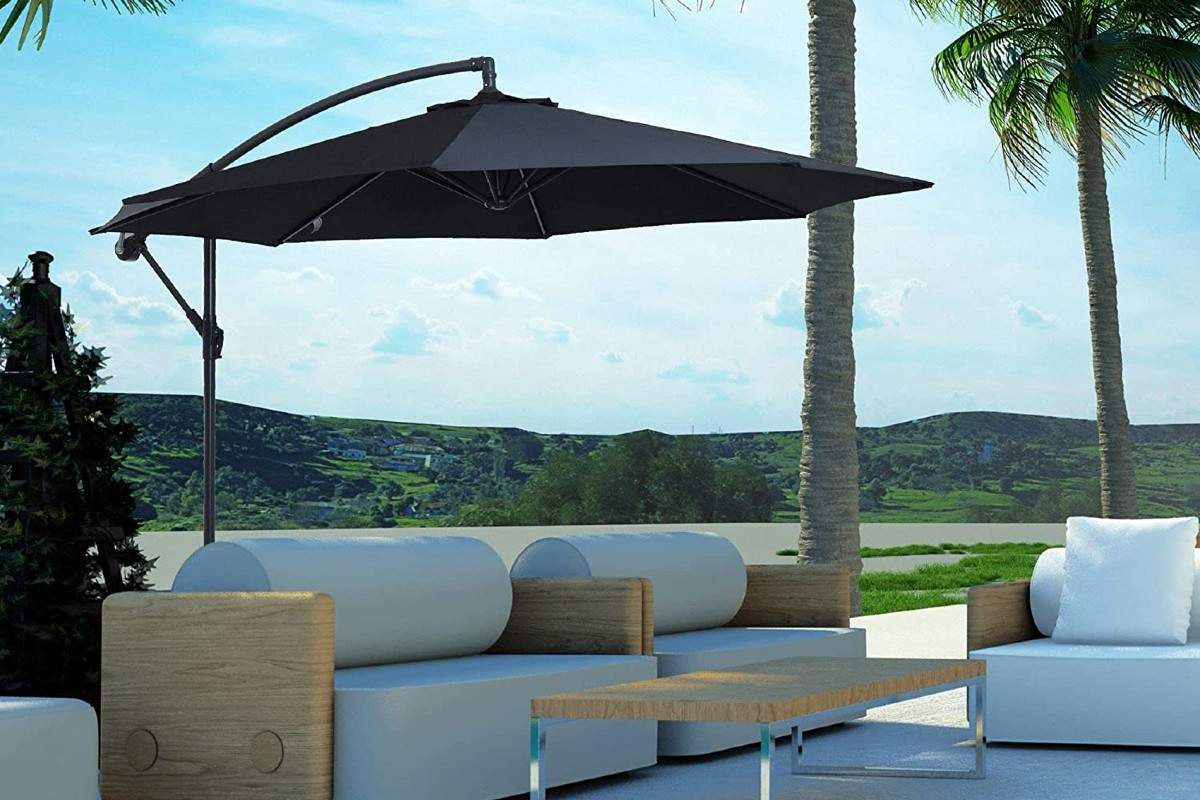20-de-descuento-en-esta-elegante-sombrilla-de-jardin-outsunny.jpg