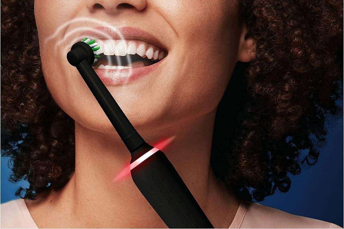 Cuida-tu-sonrisa-con-este-cepillo-de-dientes-electrico-Oral-B.jpg