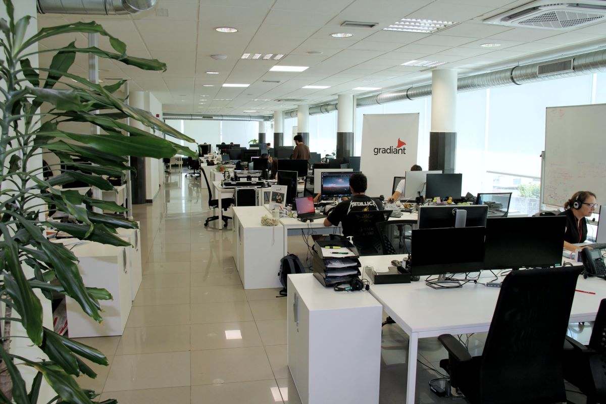 Interior del centro Tecnológico de Gradiant.