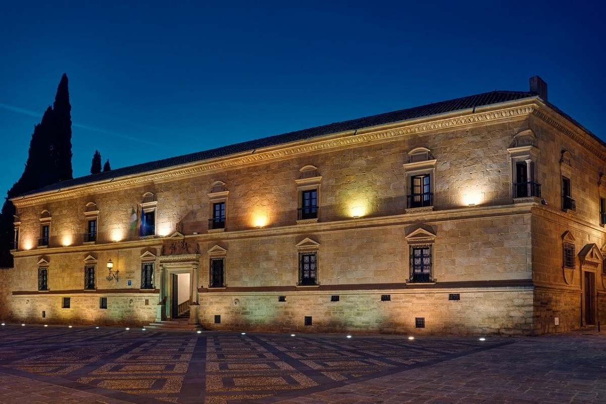Portada-Paradores.jpg