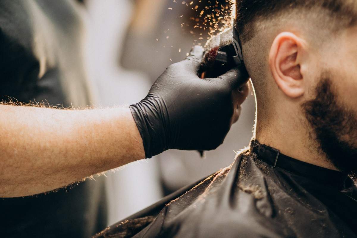 client-doing-hair-cut-at-barber-shop-salon.jpeg