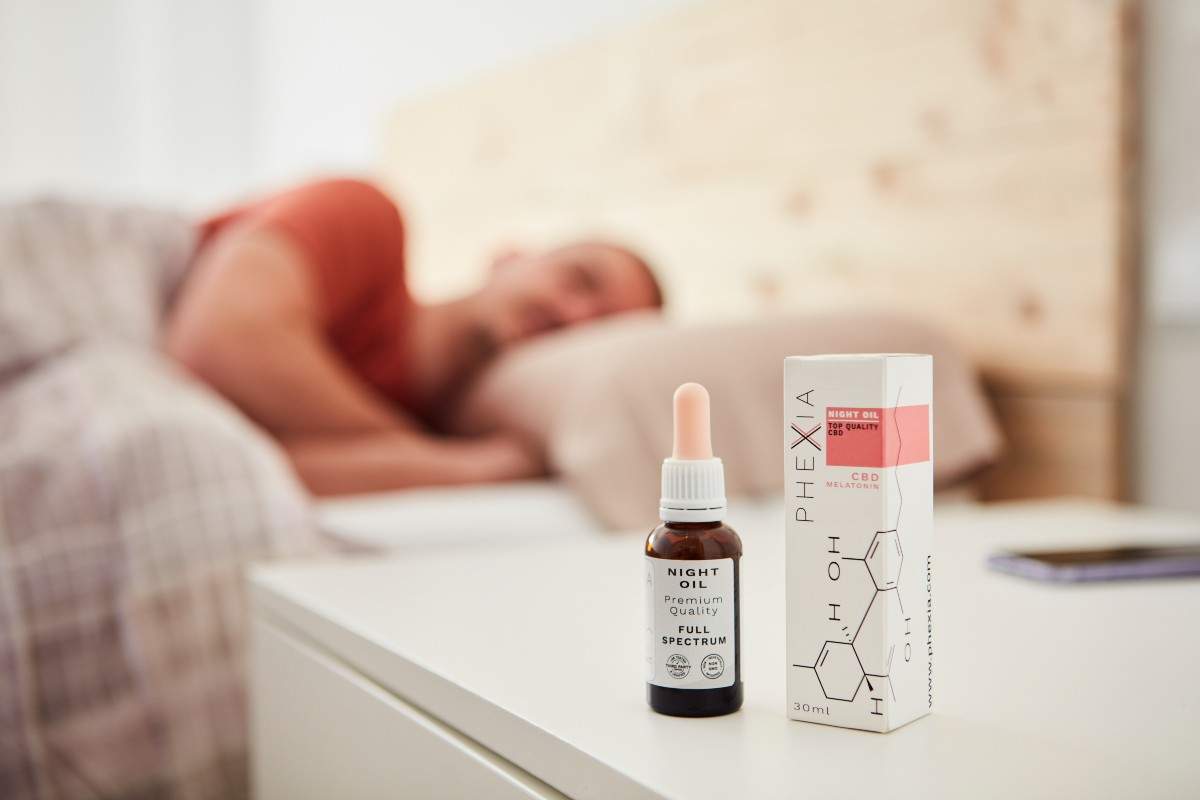 Combate-el-insomnio-con-los-aceites-de-CBD-de-Phexia.jpg