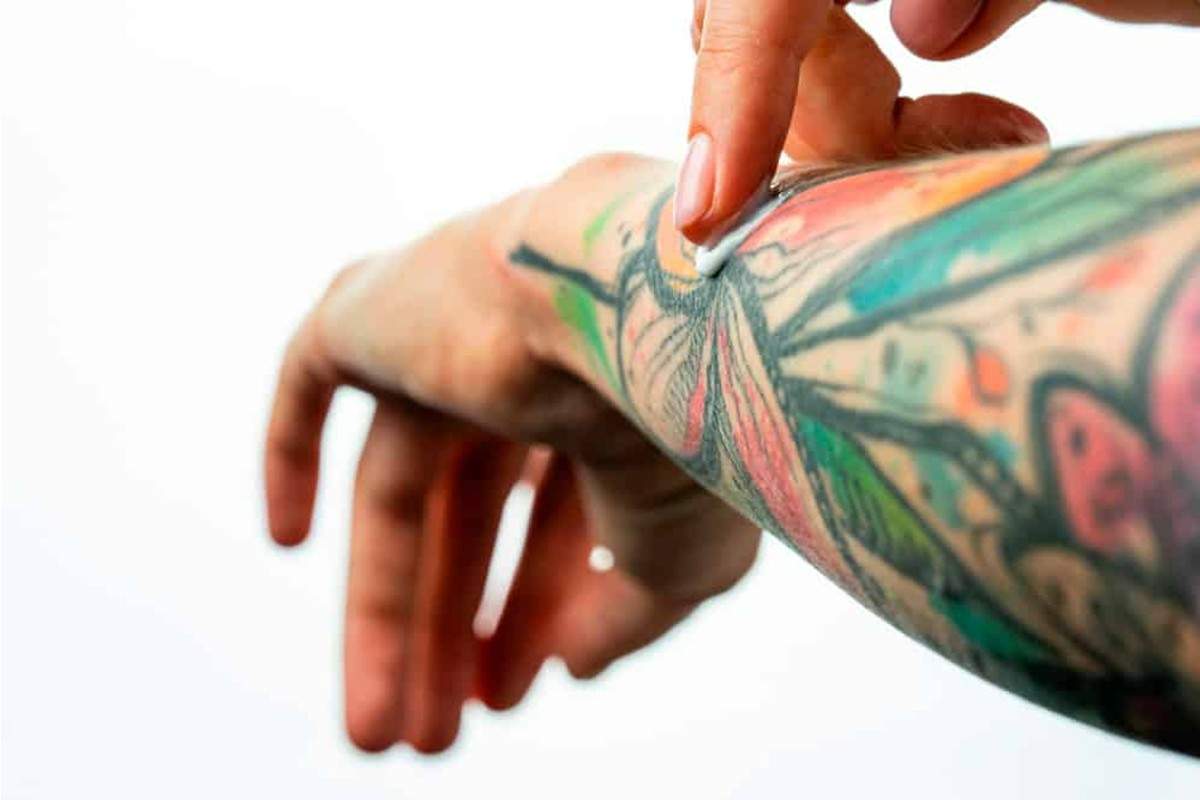 Las-mejores-cremas-para-tatuajes.jpg