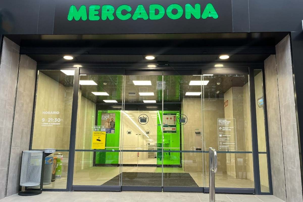 Foto de la fachada del nuevo centro de Mercadona en Madrid.