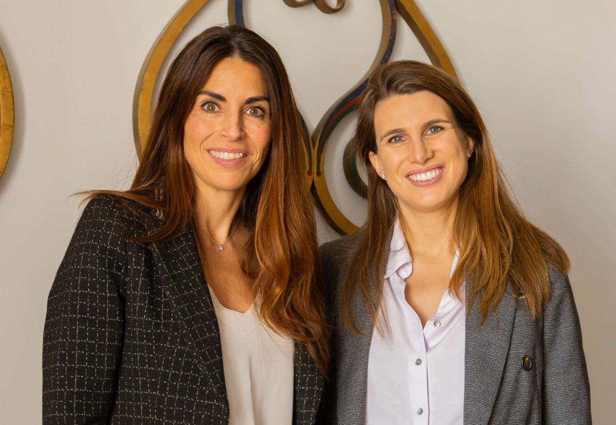 Verónica Pascual, presidenta de Fundación Asti, y Mónica Riberas, directora general de Fundación Gestamp