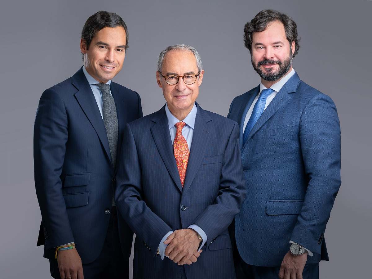 CECA_MAGAN_Abogados_50ANIVERSARIO_EstebanCecaMagan_Enrique_Esteban_1.jpg