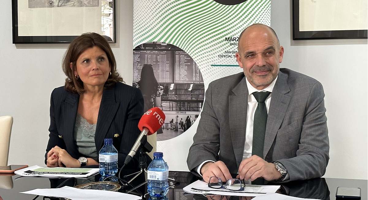Catiana-Tur-Gerente-de-ACAVE-y-Jordi-Marti-Presidente-de-ACAVE.JPG