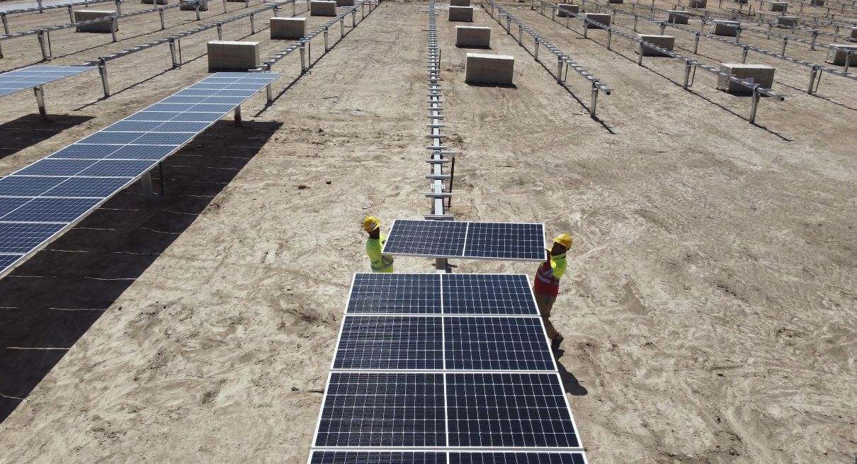 2023-09--Construccion-de-la-planta-fotovoltaica-Villarino-de-Iberdrola1.jpg