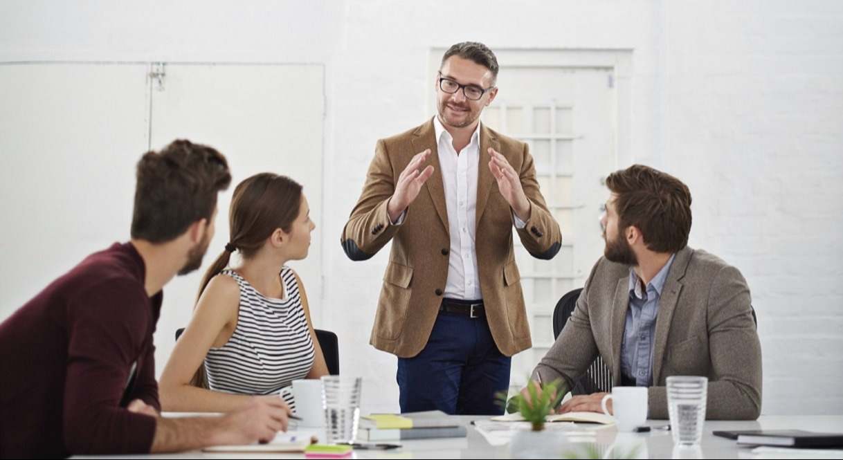 Trabajadores en una oficina