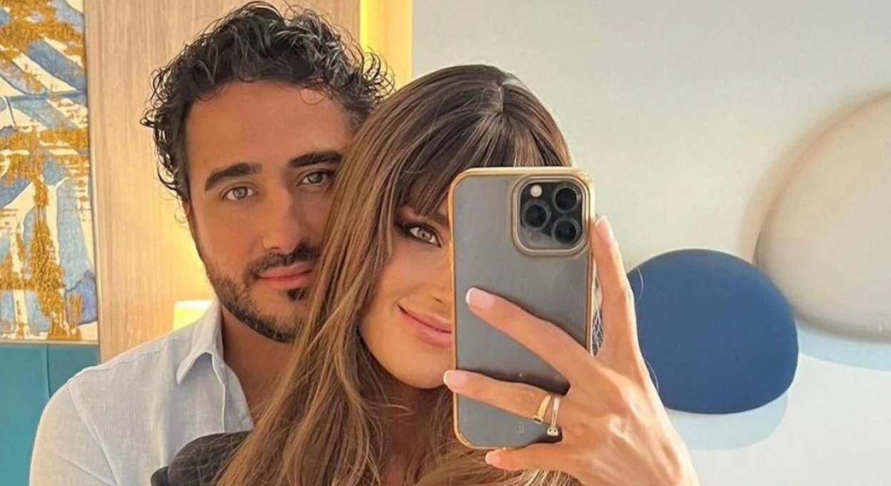 Alvise Pérez y su novia