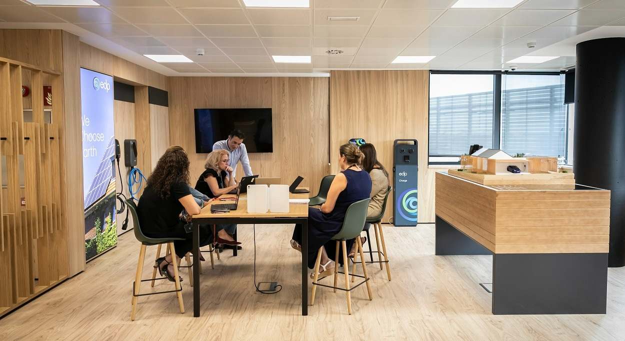 Trabajadores en una oficina