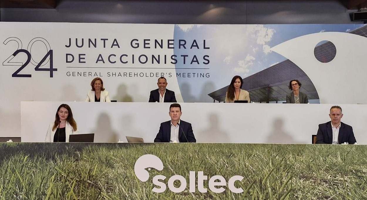 Los miembros del consejo de administración de Soltec durante la última junta de accionistas en junio. EUROPA PRESS