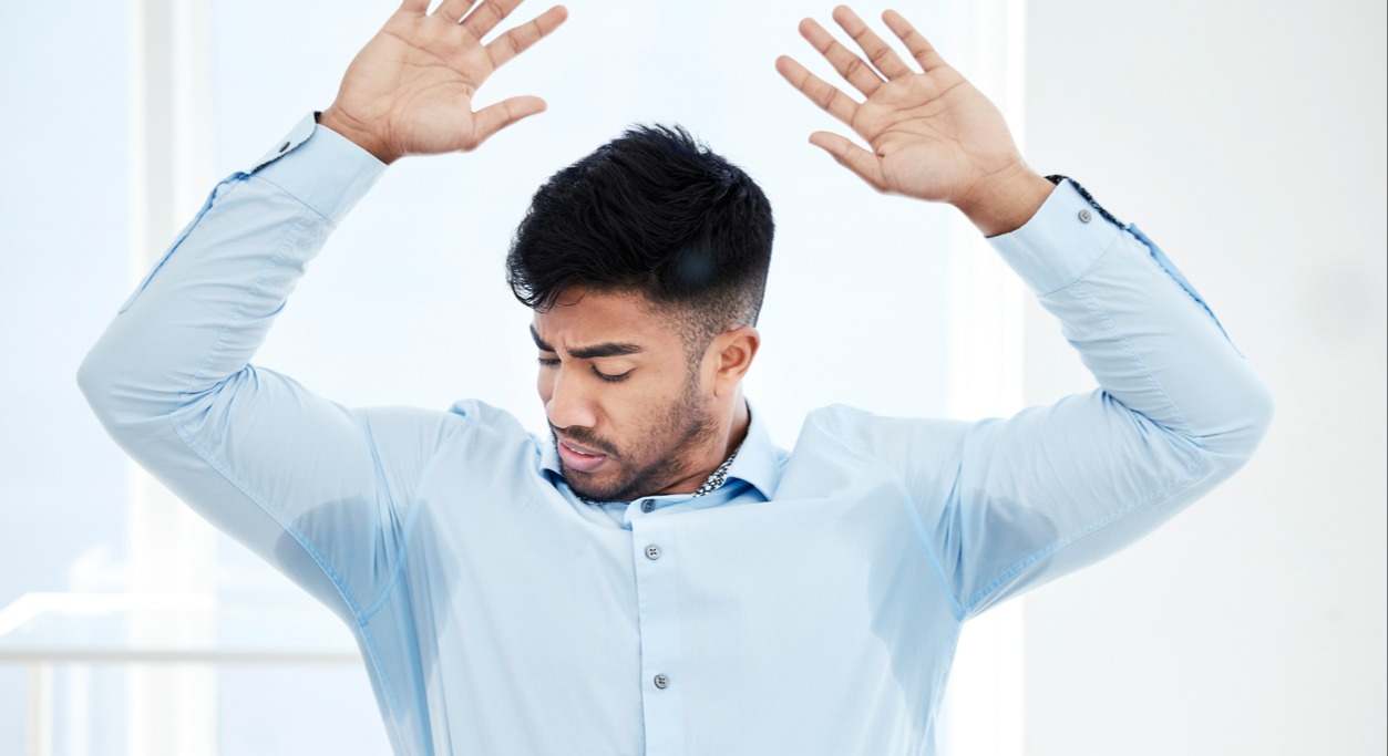 Las cenas pesadas o copiosas suelen provocar síntomas negativos que afectan al bienestar y la salud. Aprende cómo prevenir estas situaciones.