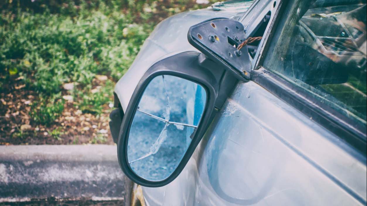 espejo_retrovisor_roto