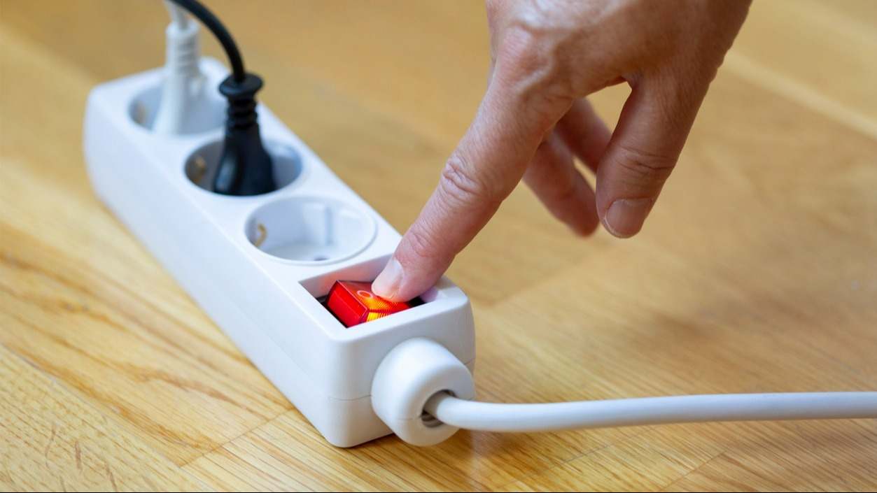 regleta enchufes interruptor