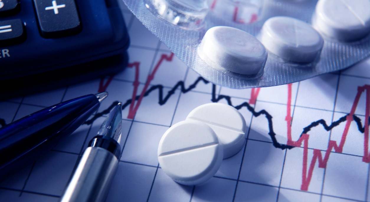 iStock-farmaceutica-caidas.jpg