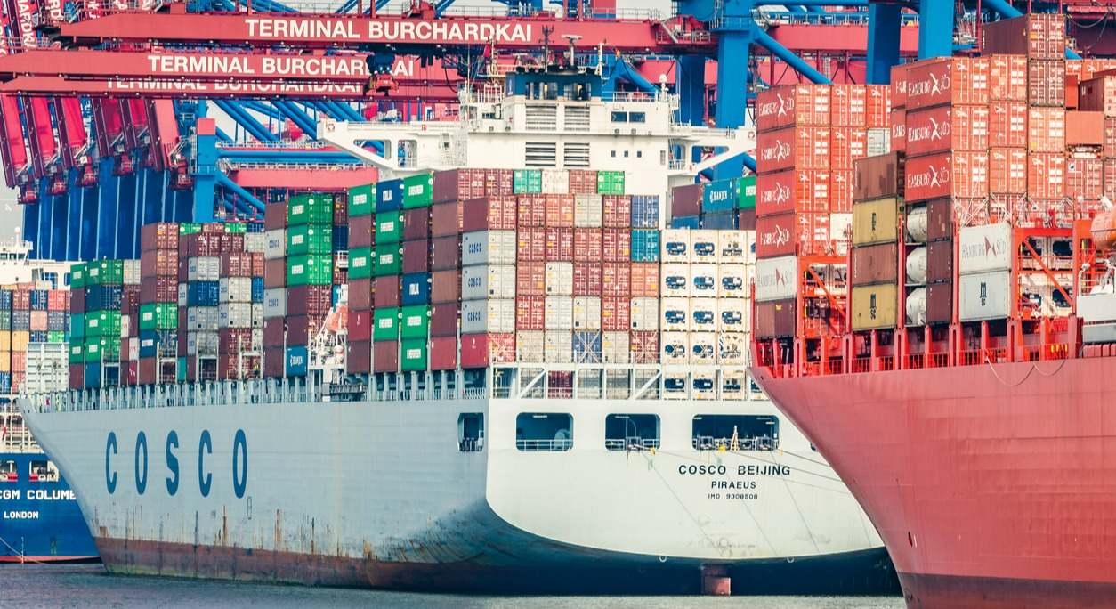 Buque portacontenedores de la naviera china Cosco