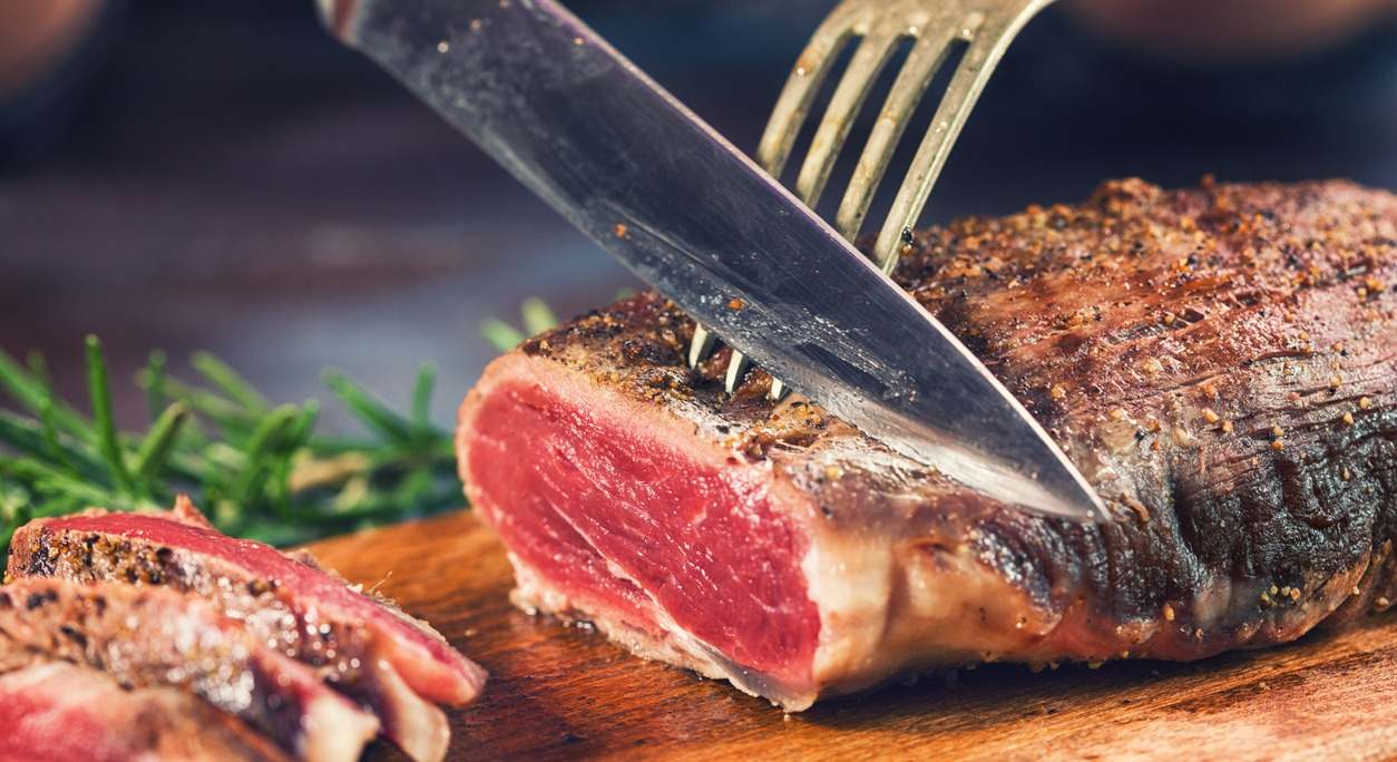 ¿Cuántas veces es recomendable comer carne a la semana? Te damos las claves en este artículo.