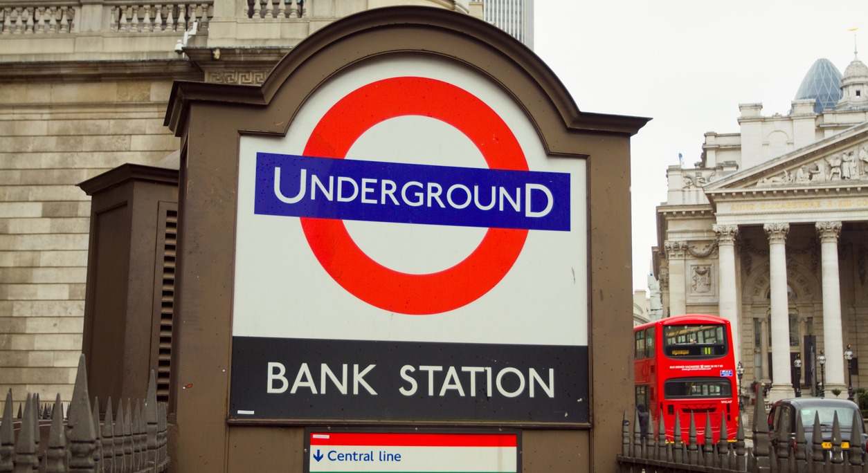 Estación de Metro próxima al Banco de Inglaterra
