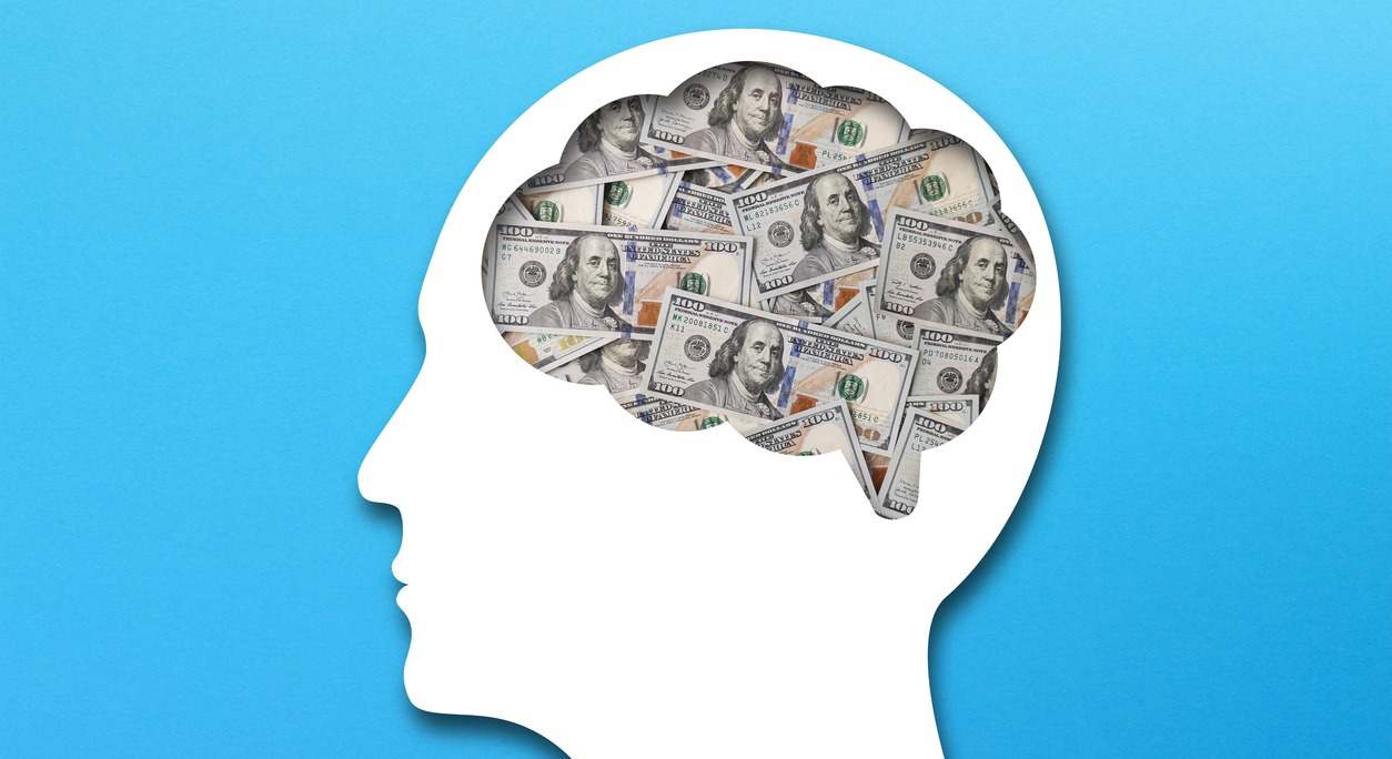 iStock-dinero-dolares.jpg