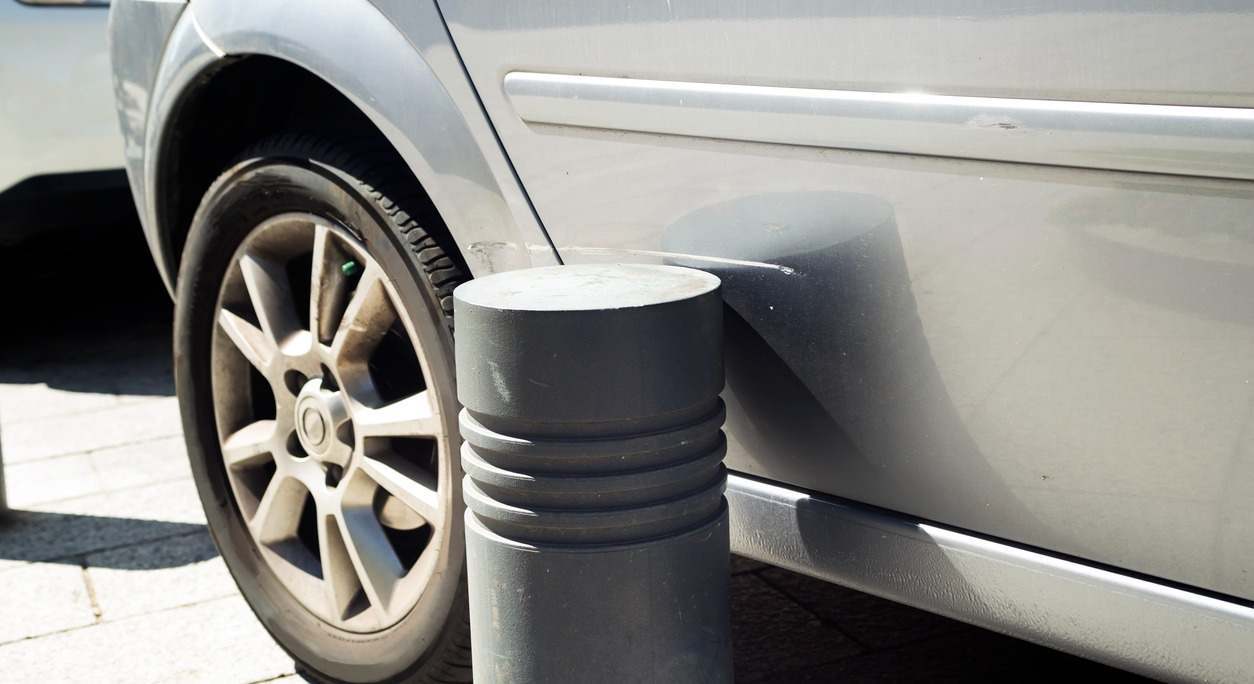 coche vehiculo arañazo