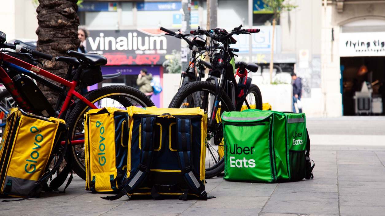 Bicicletas y baúles de los riders