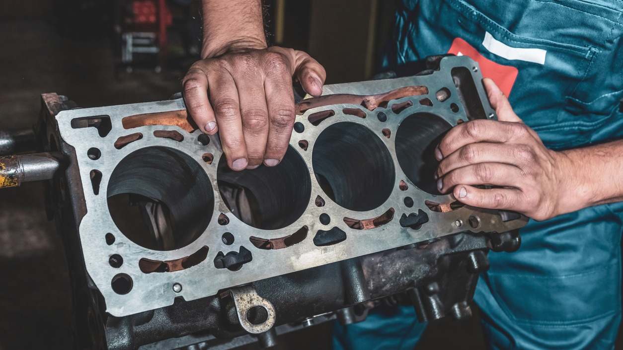 junta de culata motor averia mecanico taller