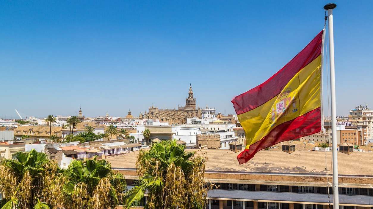 España bandera economía Sevilla