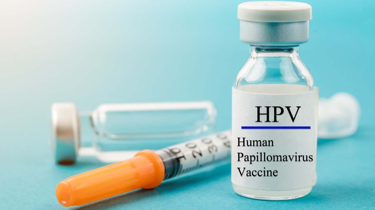 ¿Qué es el Virus del Papiloma Humano (VPH)? ¿Cómo afecta a los hombres? Descubre las vías de contagio, los síntomas y cómo tratarlo y curarlo