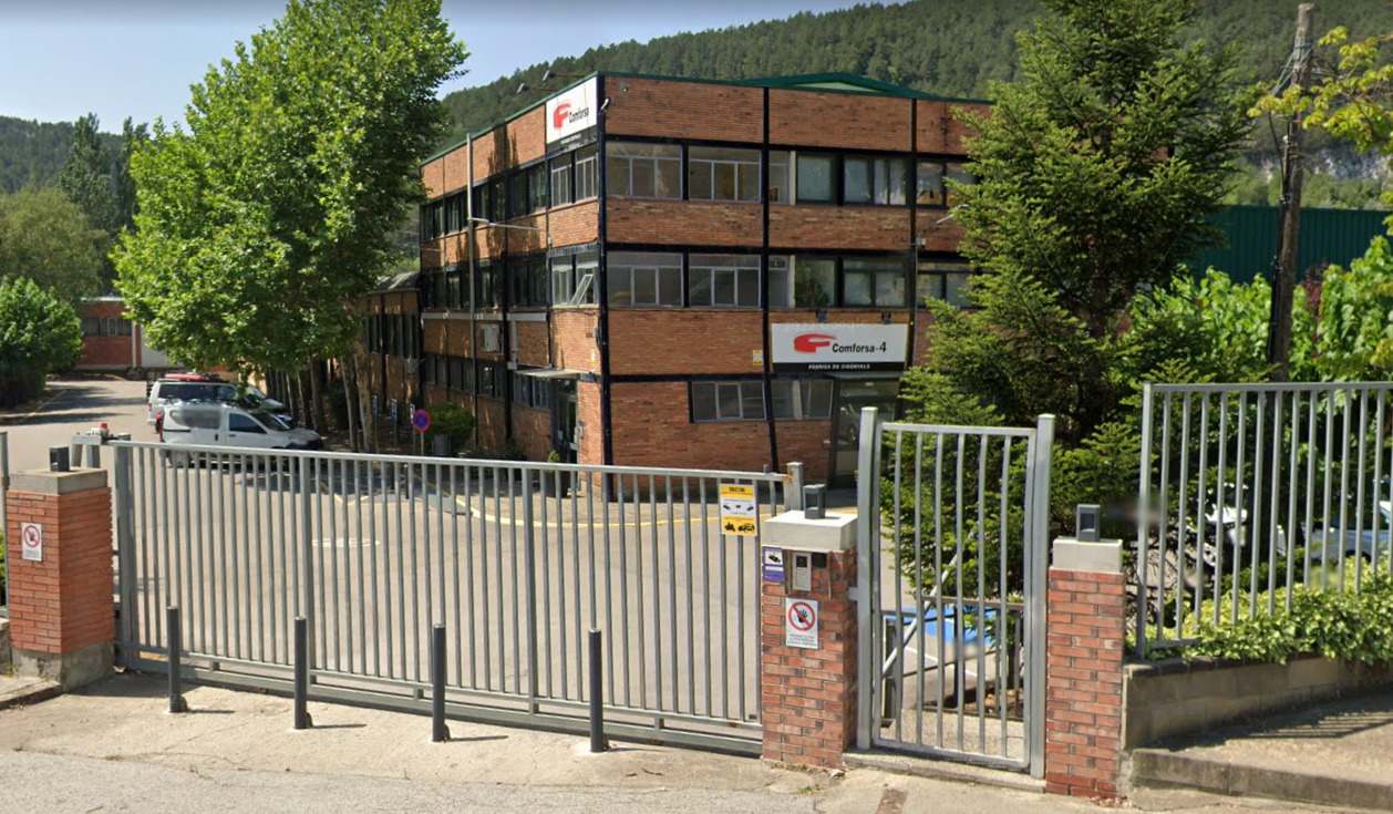 Planta de Comforsa en Campdevànol (Girona). jpg