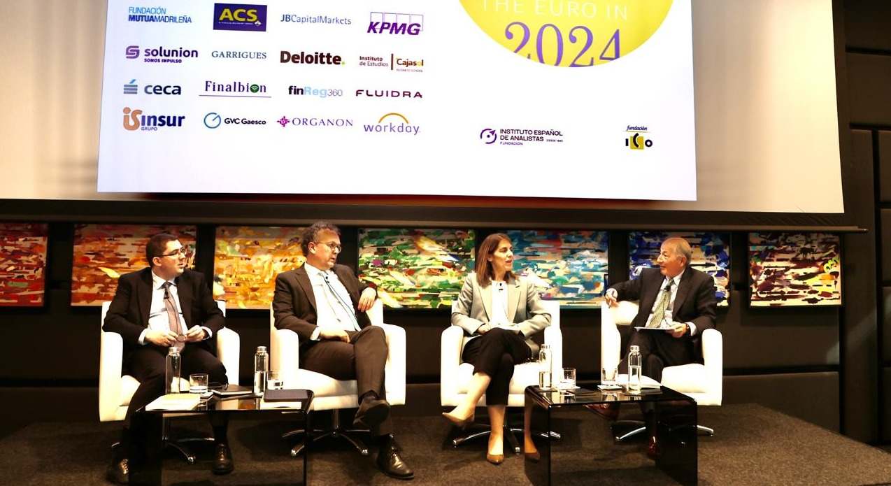 Debate en el Anuario del Euro 2024