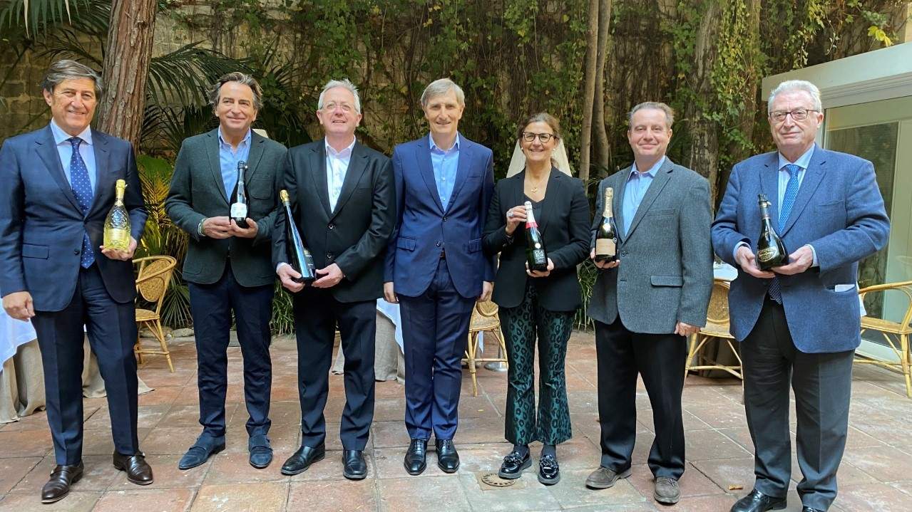 thumbnail_DO-CAVA-2021.jpg