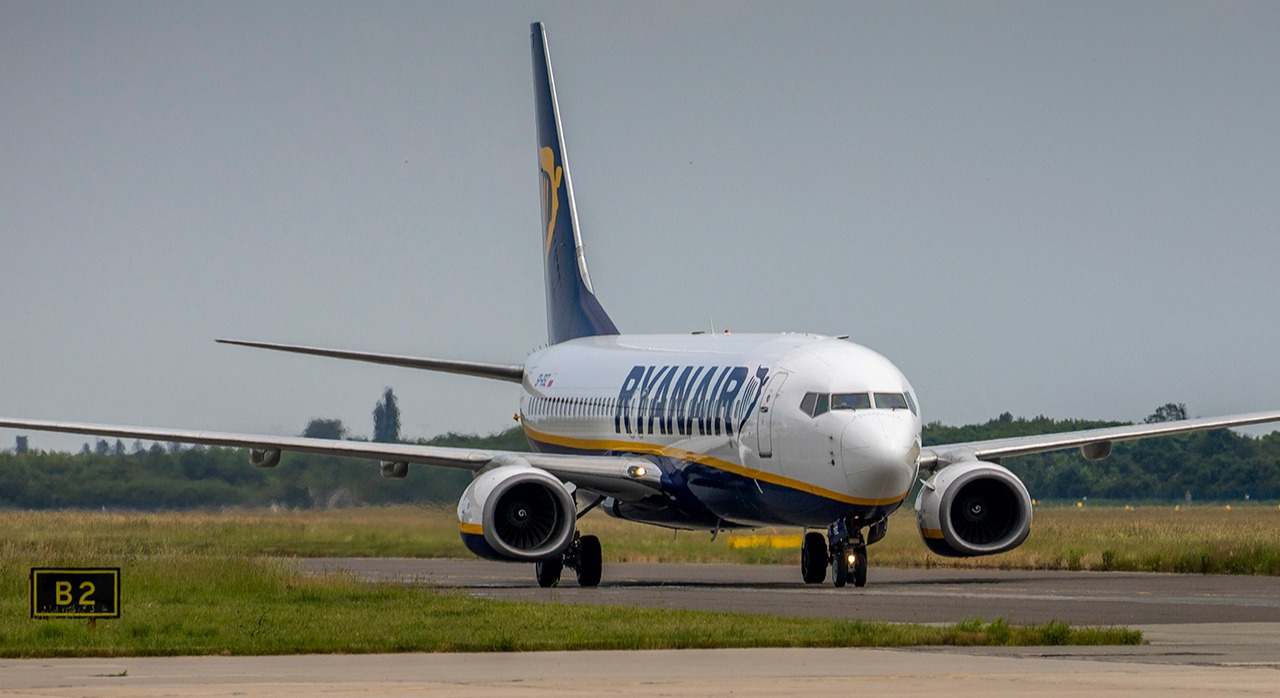 Avión de Ryanair. / Piotr Mitelski
