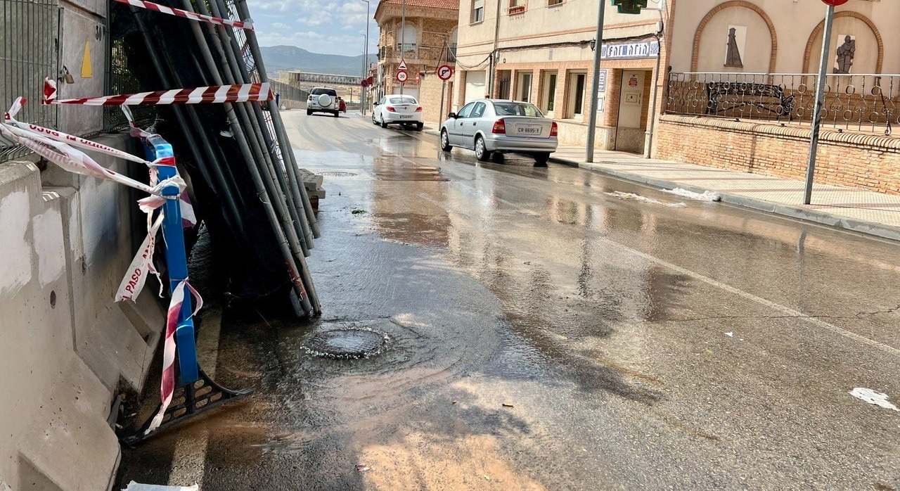 Avería en la tubería general obligará a cortar el agua en todo Puertollano.