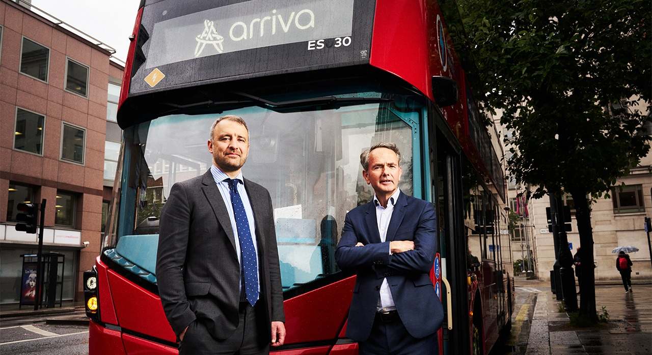 Ejecutivos de I Squared Capital y Arriva.