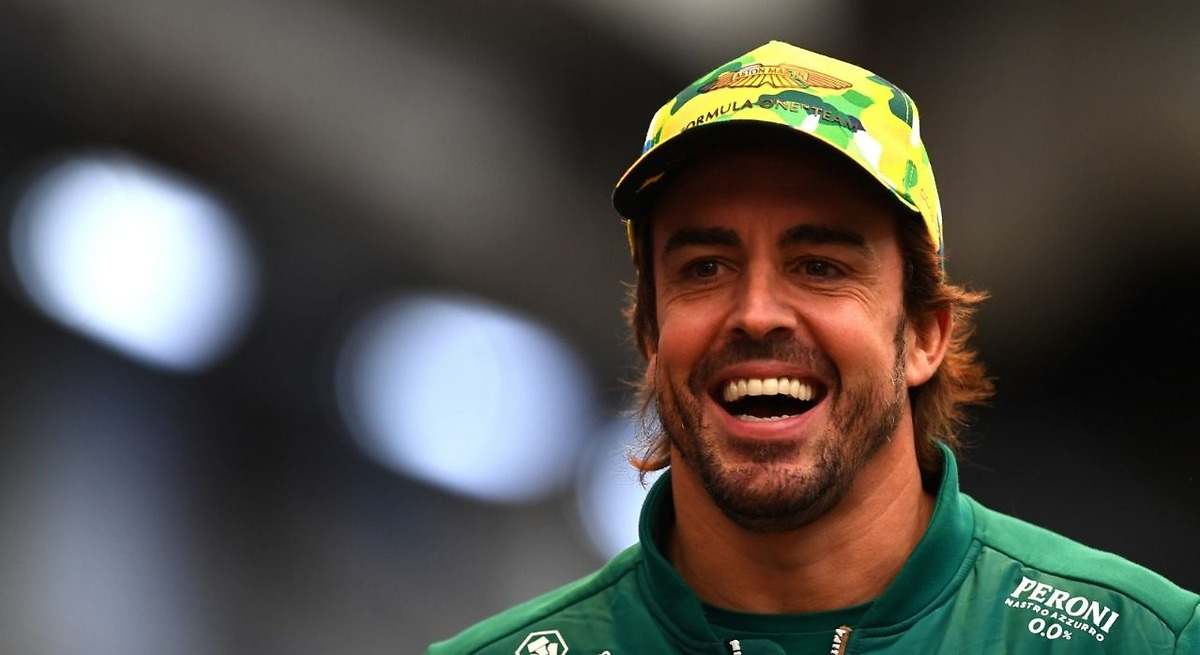 El Garaje Secreto De Fernando Alonso: ¡Autos De Ensueño! - 274egv5