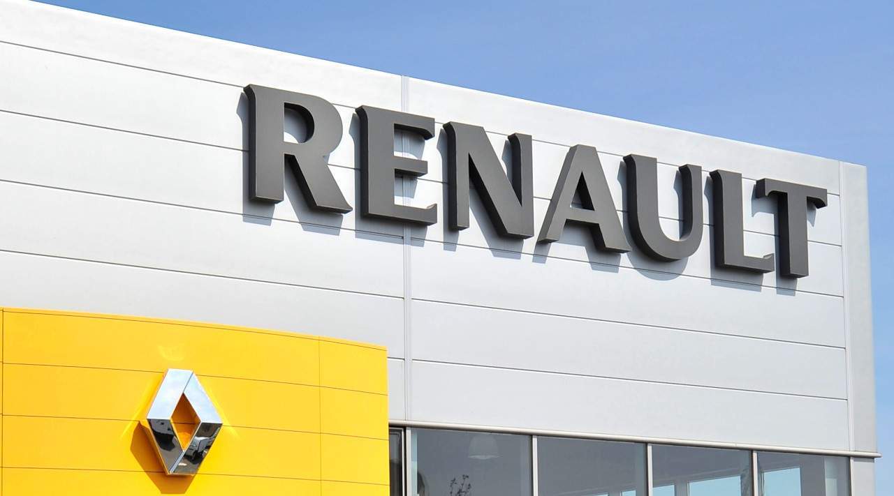 renault_-dreamstime_m_24104342.jpg