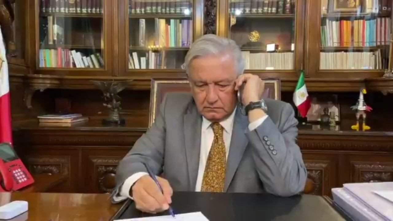 AMLO-reporte.jpg