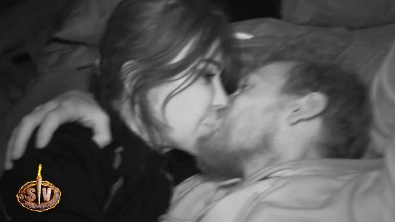 ruben-torres-supervivientes-maite-galdeano-beso-atraccion.jpg