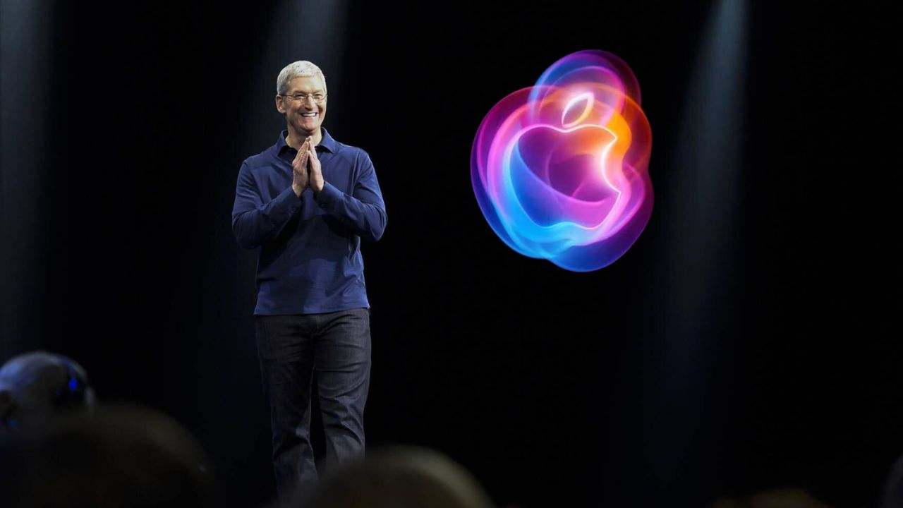 Apple presenta el nuevo iPhone 16 en un evento en directo. / Foto: Canva