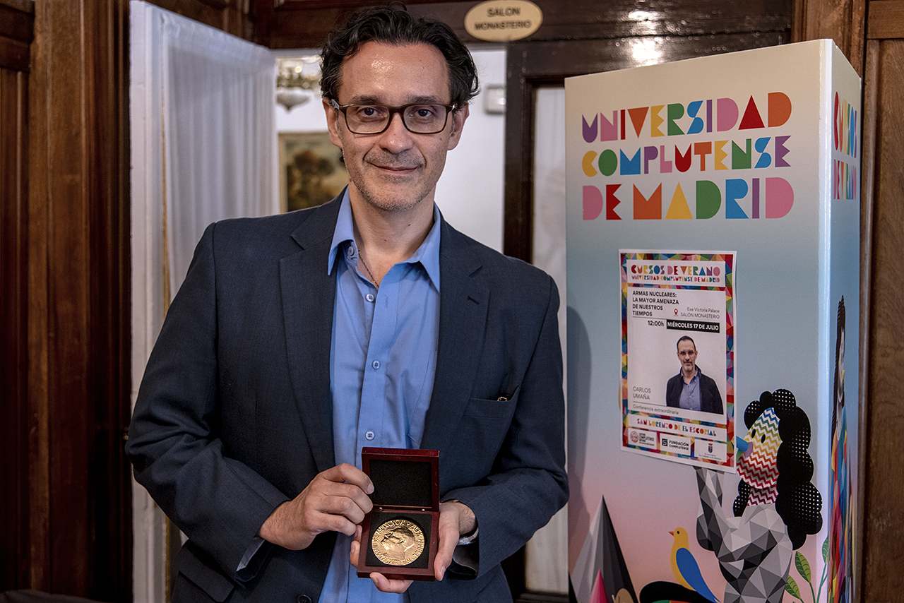 Carlos Umaña, galardonado con el Premio Nobel de la Paz en 2017 y presidente de la Asociación Internacional de Médicos para la Prevención de la Guerra Nuclear.