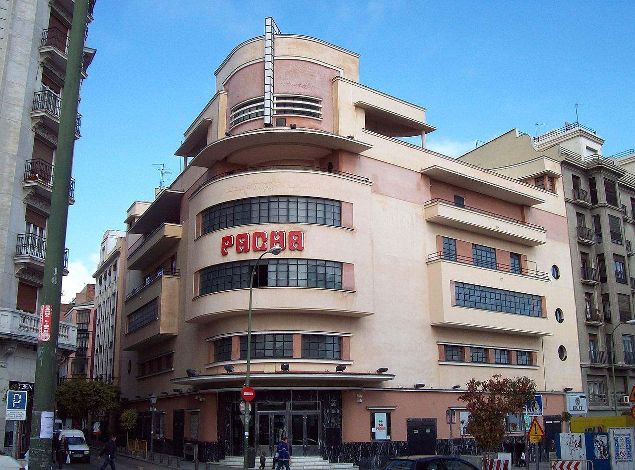 1280px-Cine_Barceló_(1930,_Madrid)_01.jpg