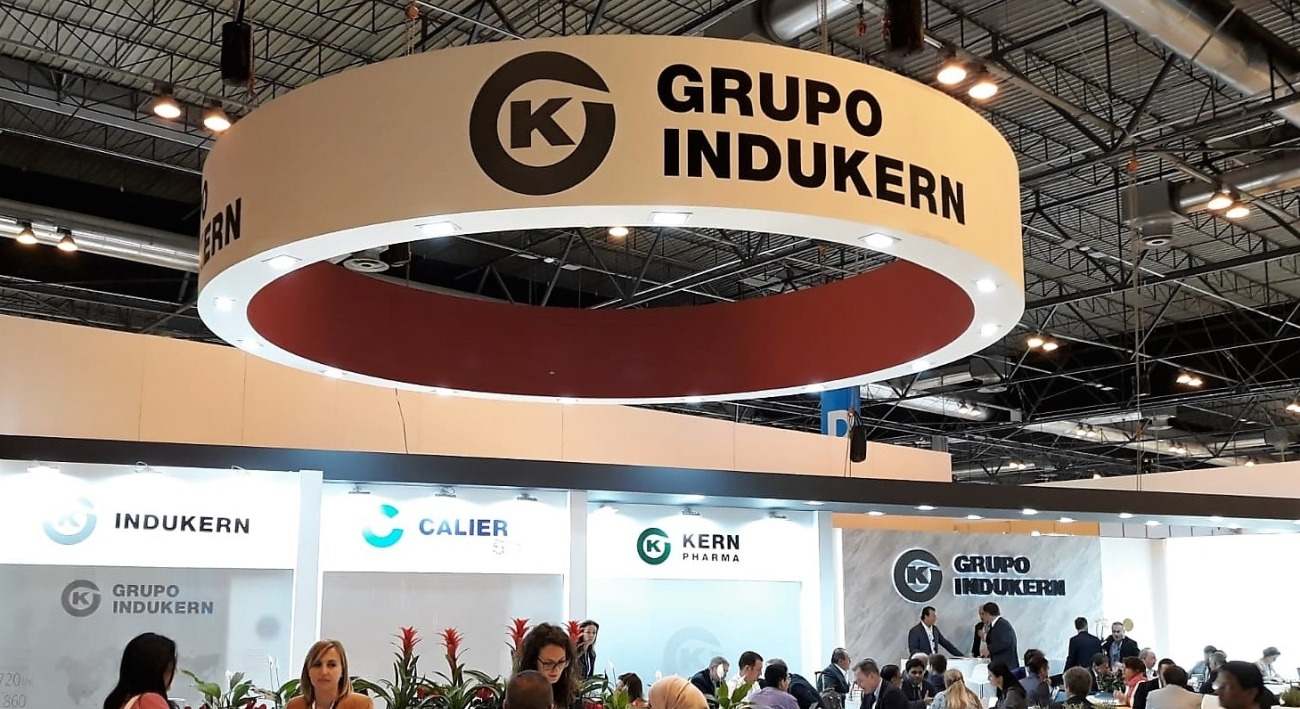 Stand de Indukern en una feria. EE