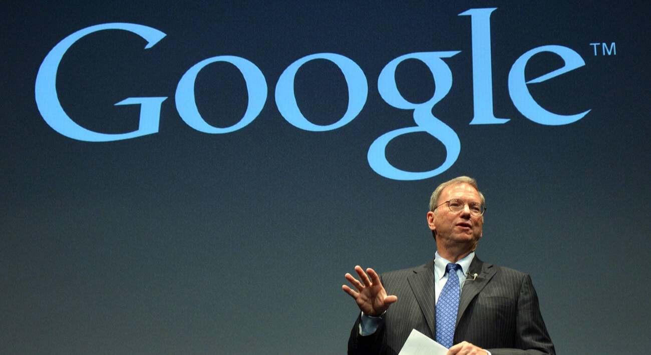El ex CEO de Google predice los tres avances clave en Inteligencia Artificial en 2025: "transformarán el mundo"