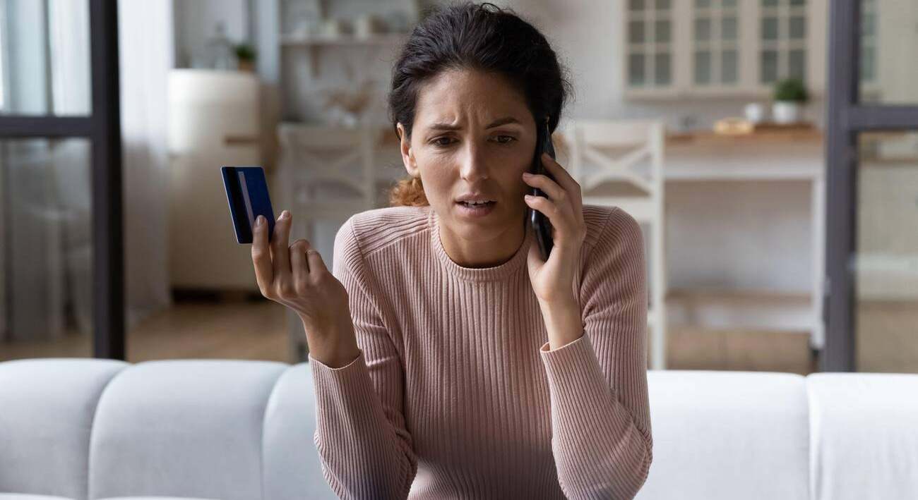Una nueva estafa bancaria pone en alerta a miles de usuarios: "se ha detectado una transferencia por alto importe..."