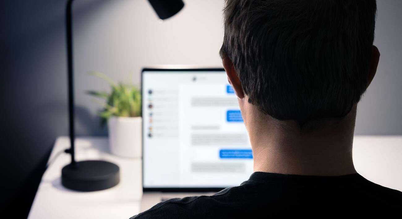 Identificar personas en redes sociales
