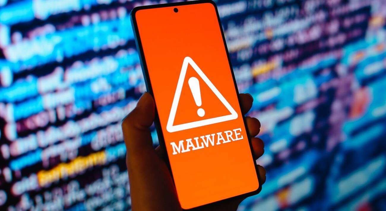 Elimina inmediatamente estas seis apps de tu móvil: podrían vaciarte la cuenta bancaria